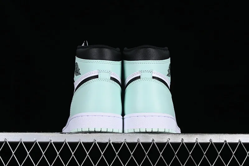All categories Air Jordan Jordan series basketball shoes Air Jordan 1 High GX foreign trade version Air Jordan 1 Retro High OG "lgloo" AJ1 Joe 1 mint green 861428-100